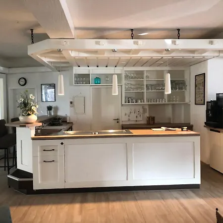 Hotel Gaestehaus Adler *