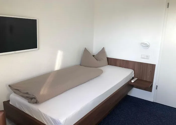 Ξενοδοχείο Gaestehaus Adler